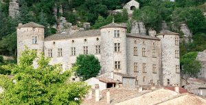 chateau-vogue-300x154