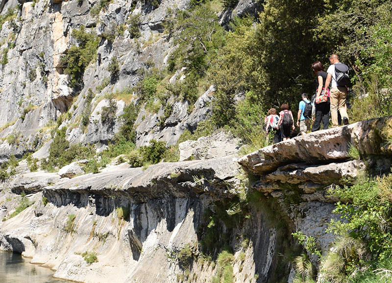 randonnee-gorges-ardeche-loisir-nature-famille